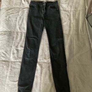 SALE - H&M Black Skinny Jeans Size-8